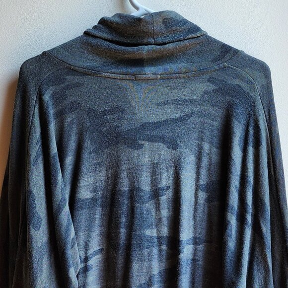 Splendid Green/Gray Camo Cowl Neck Jersey Size XL - Picture 13 of 16